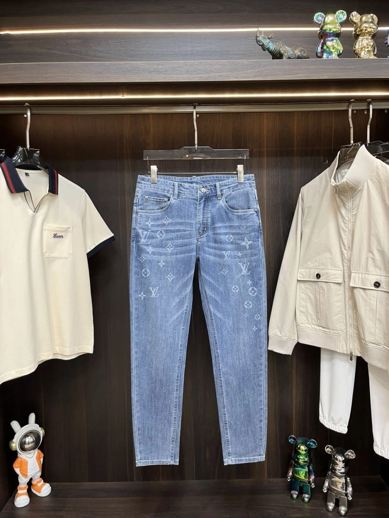 HighQuality Louis Vuitton Jeans 135124