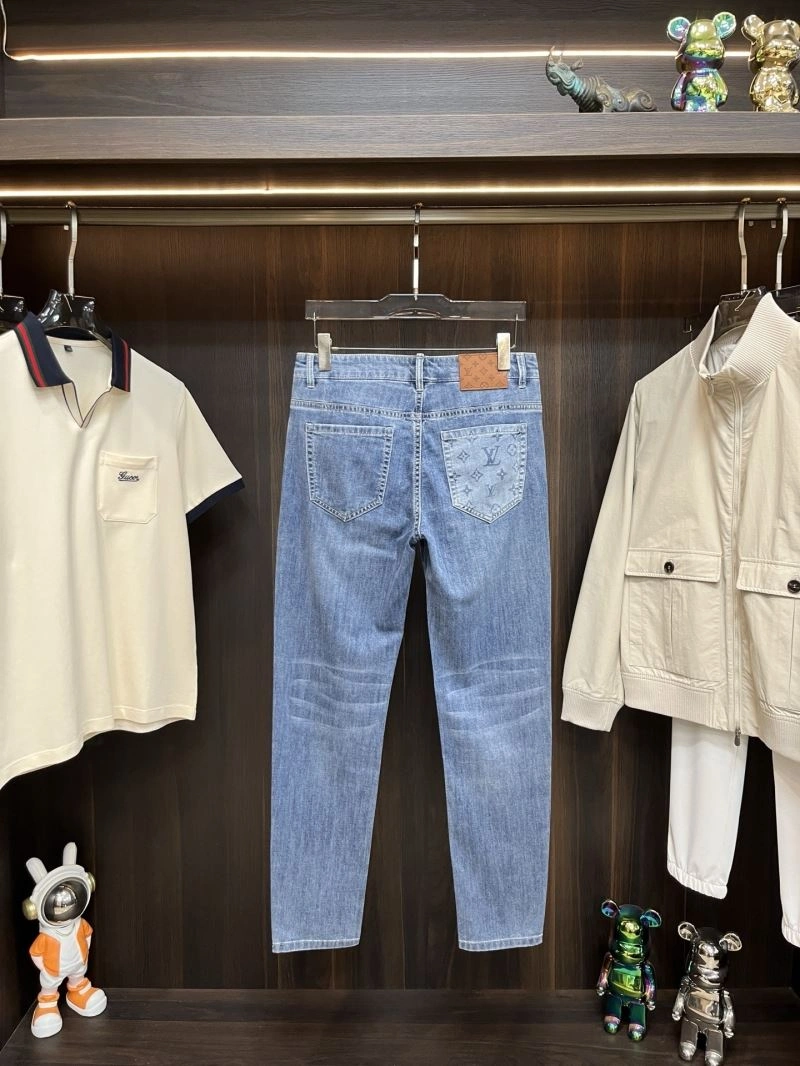 HighQuality Louis Vuitton Jeans 135124