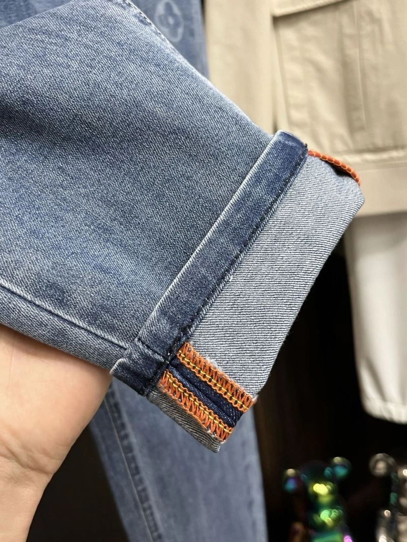 HighQuality Louis Vuitton Jeans 135124