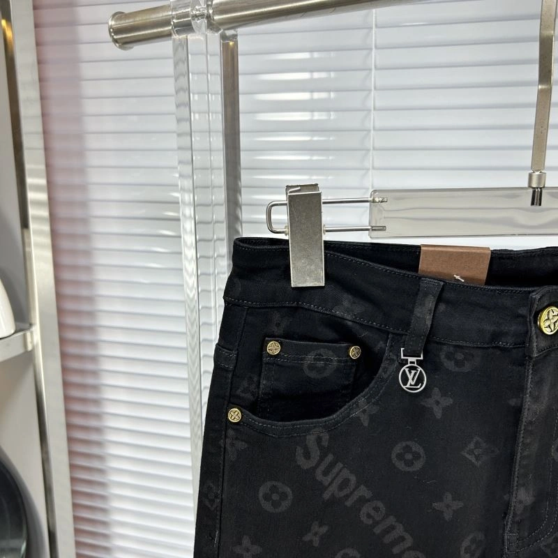Elegant Louis Vuitton Jeans 135123