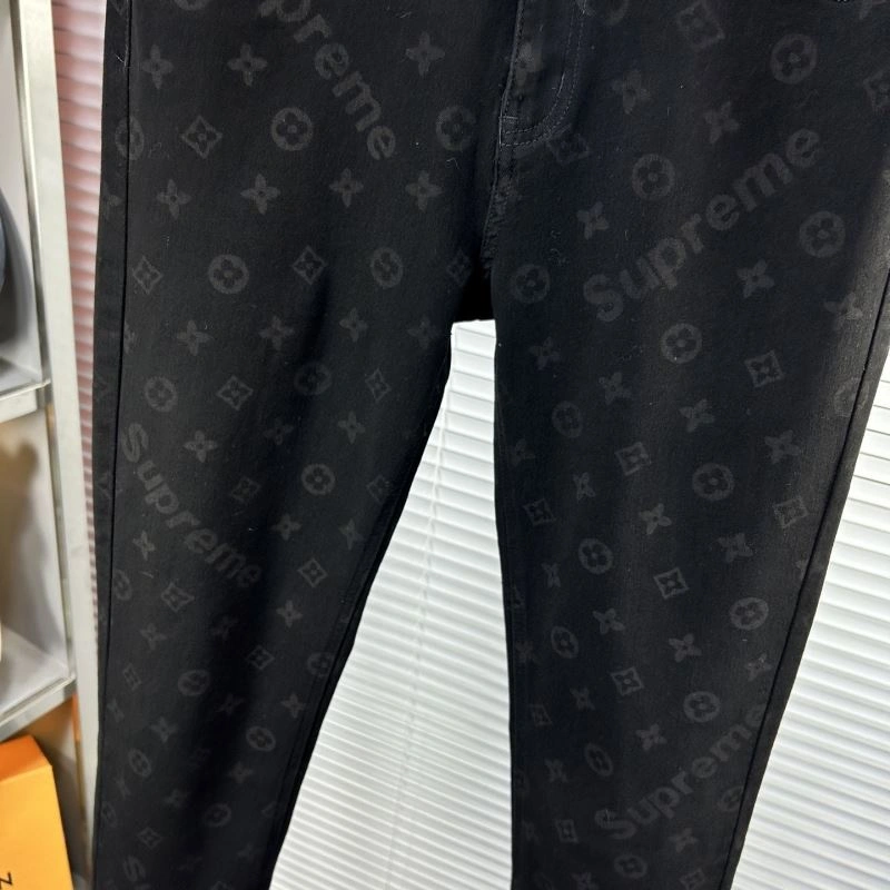 Elegant Louis Vuitton Jeans 135123