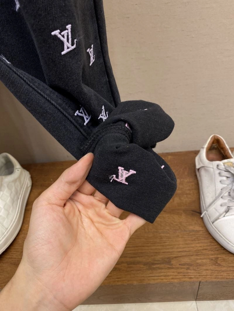 Louis Vuitton Jeans Seasonal 135132