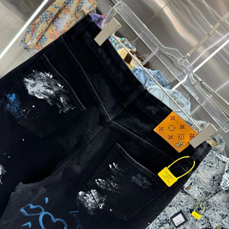Sporty Louis Vuitton Jeans 135097