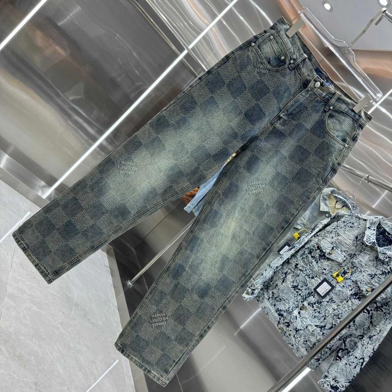 Timeless Louis Vuitton Jeans 135084