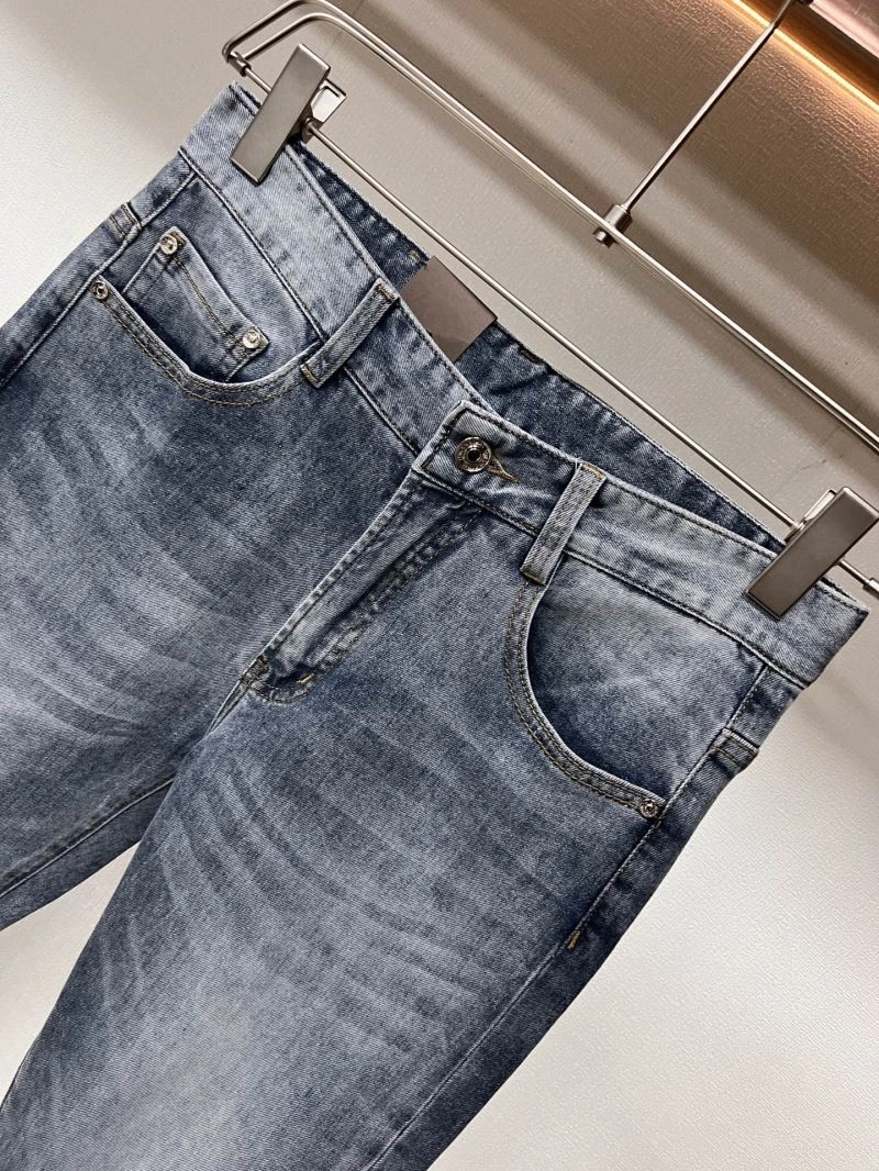 Louis Vuitton Jeans ModernLook 135080