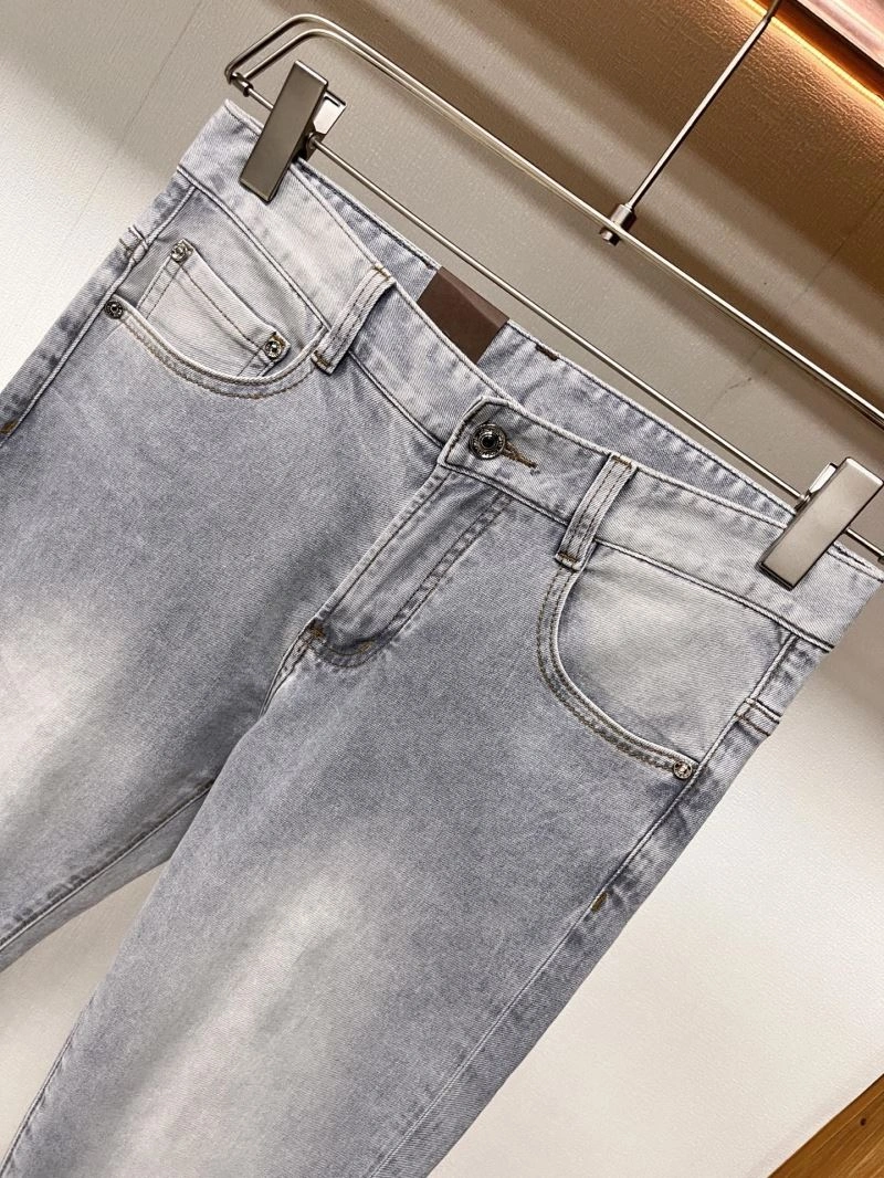 Timeless Louis Vuitton Jeans 135076