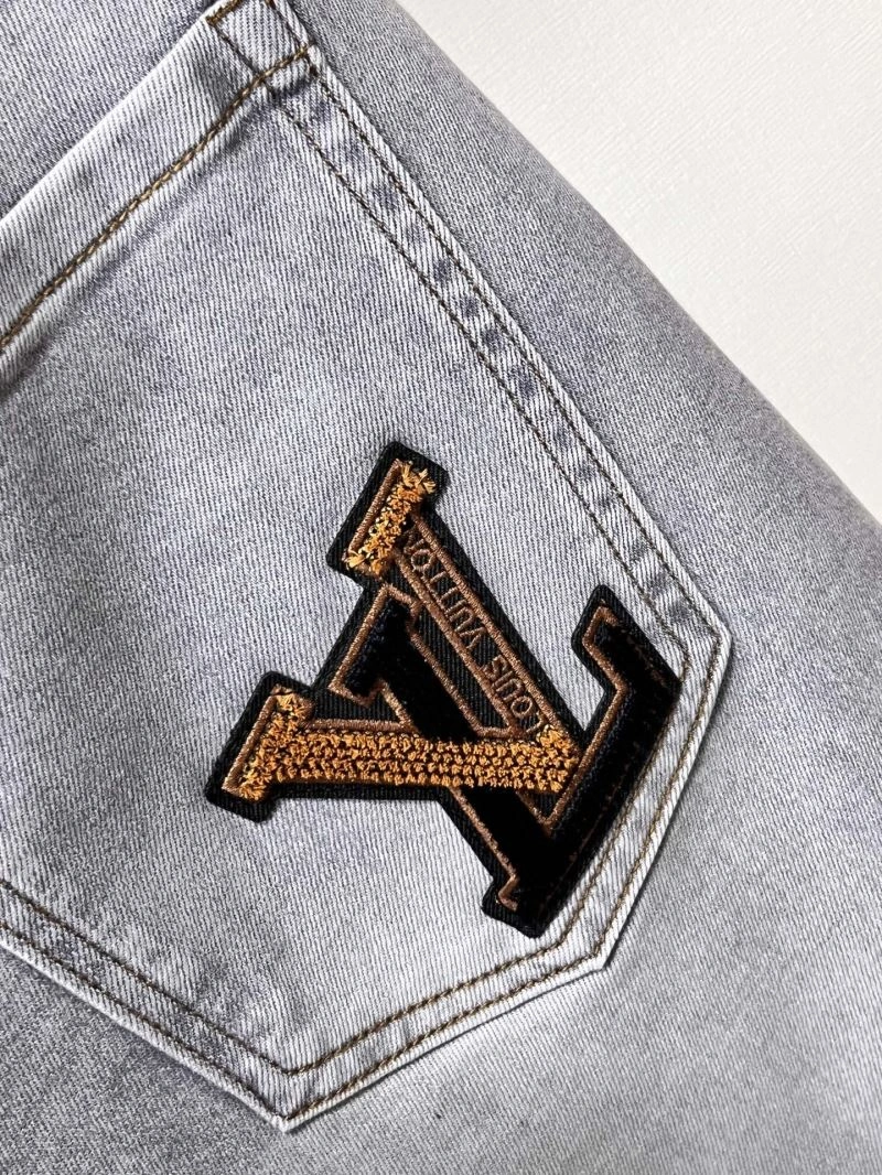 Timeless Louis Vuitton Jeans 135076