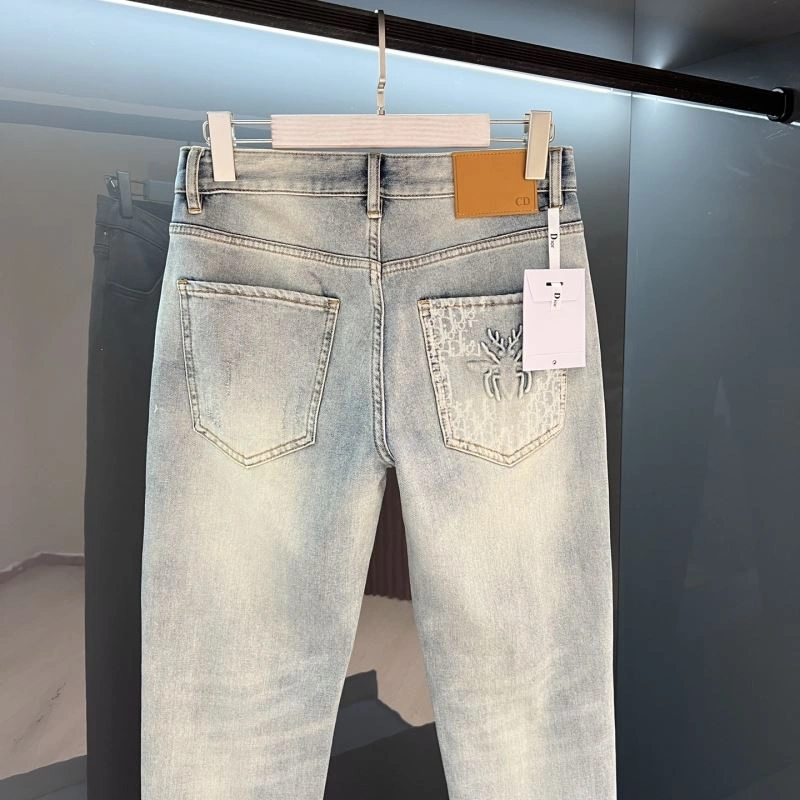WellDesigned Louis Vuitton Jeans 135086