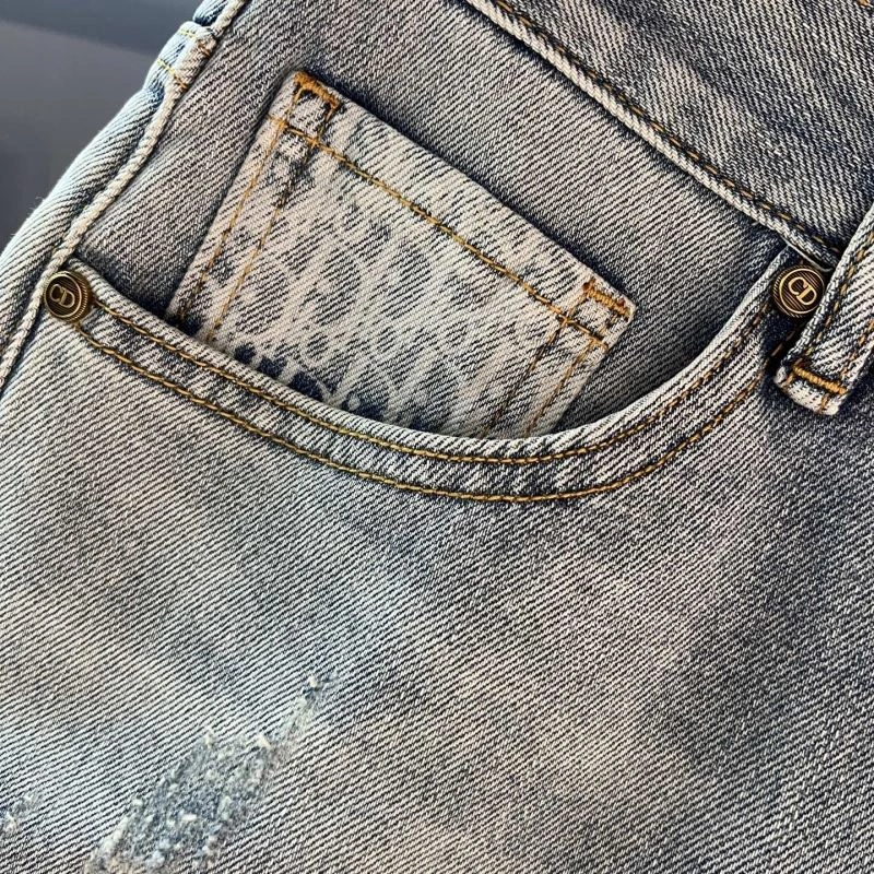 WellDesigned Louis Vuitton Jeans 135086