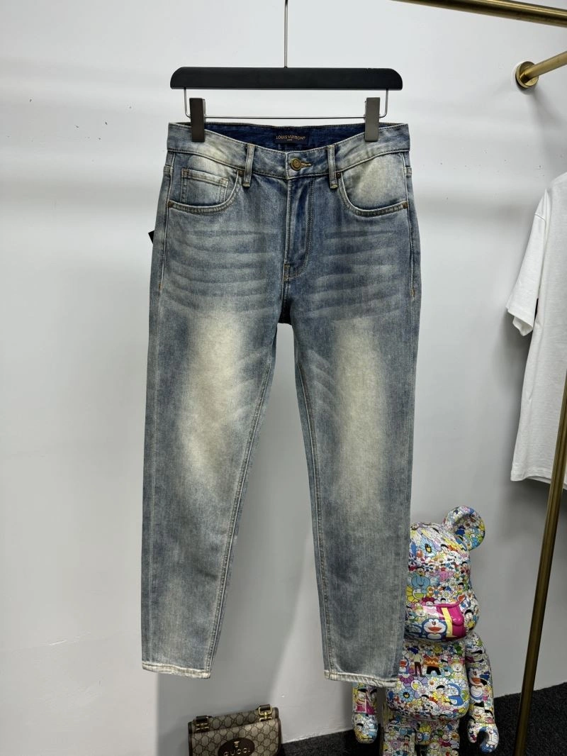 Vibrant Louis Vuitton Jeans 135094