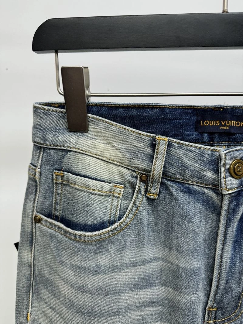 Vibrant Louis Vuitton Jeans 135094