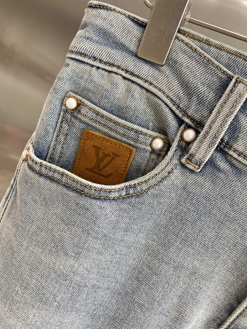 Sleek Louis Vuitton Jeans 135072