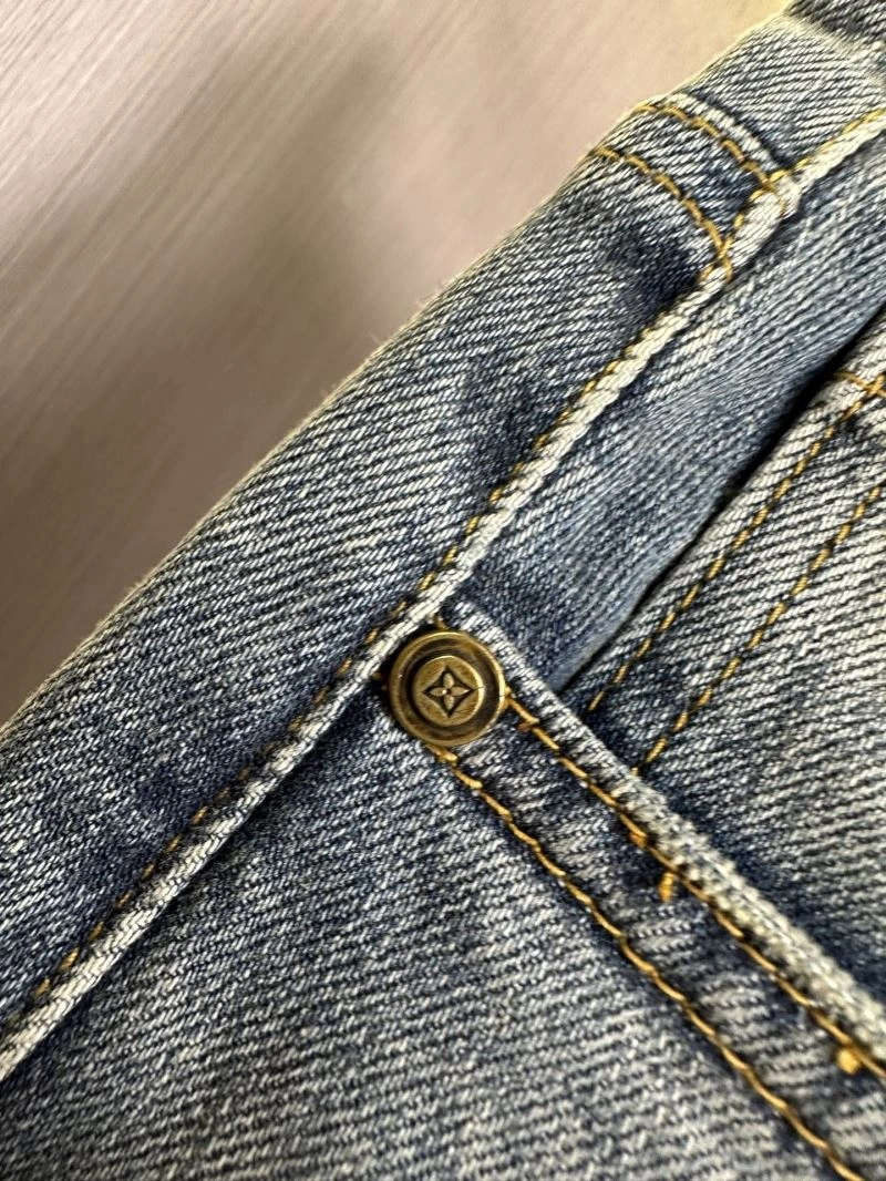 HighPerformance Louis Vuitton Jeans 135061