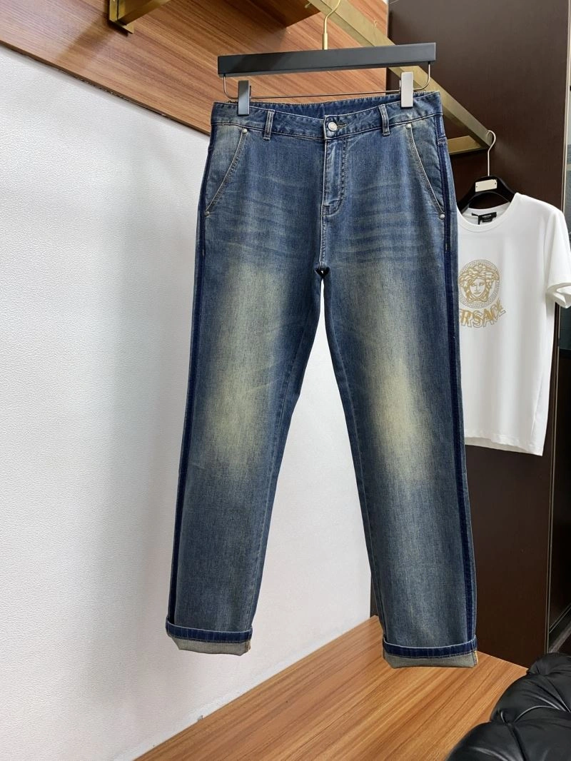 Supportive Louis Vuitton Jeans 135049