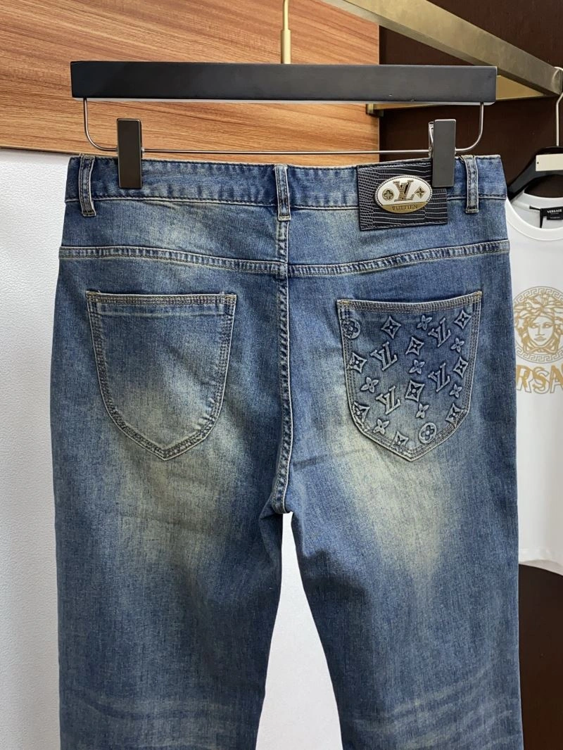 Supportive Louis Vuitton Jeans 135049