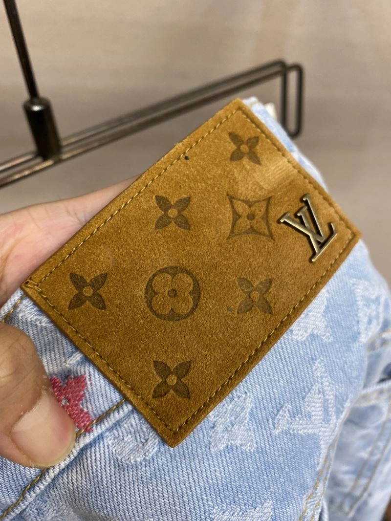 Bold Louis Vuitton Jeans 135041