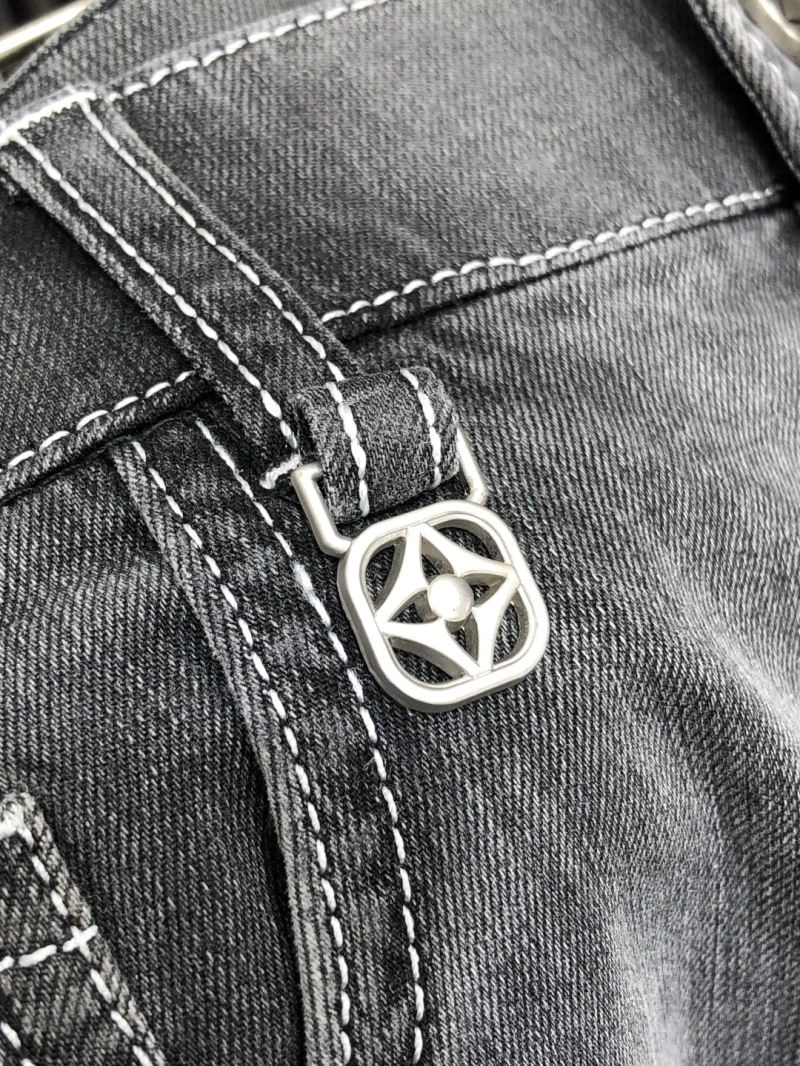 Louis Vuitton Jeans MultiPurpose 135039