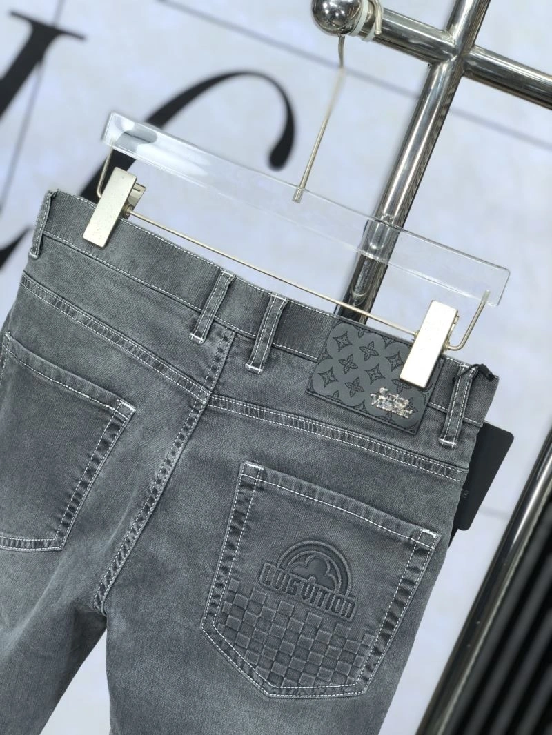 Louis Vuitton Jeans MultiPurpose 135039