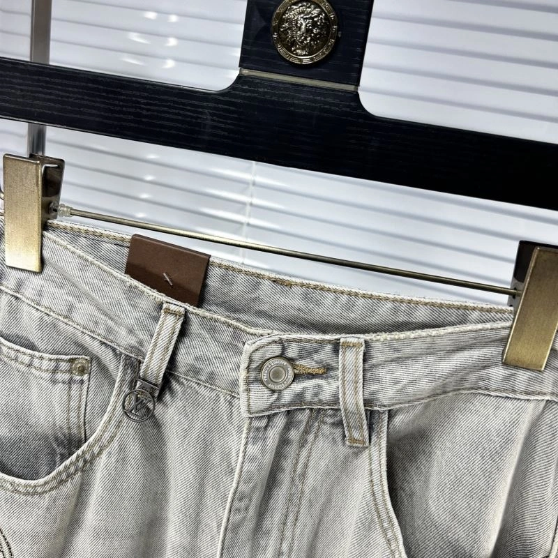Louis Vuitton Jeans Versatile 135056
