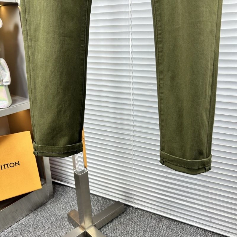 Breathable Louis Vuitton Jeans 135047