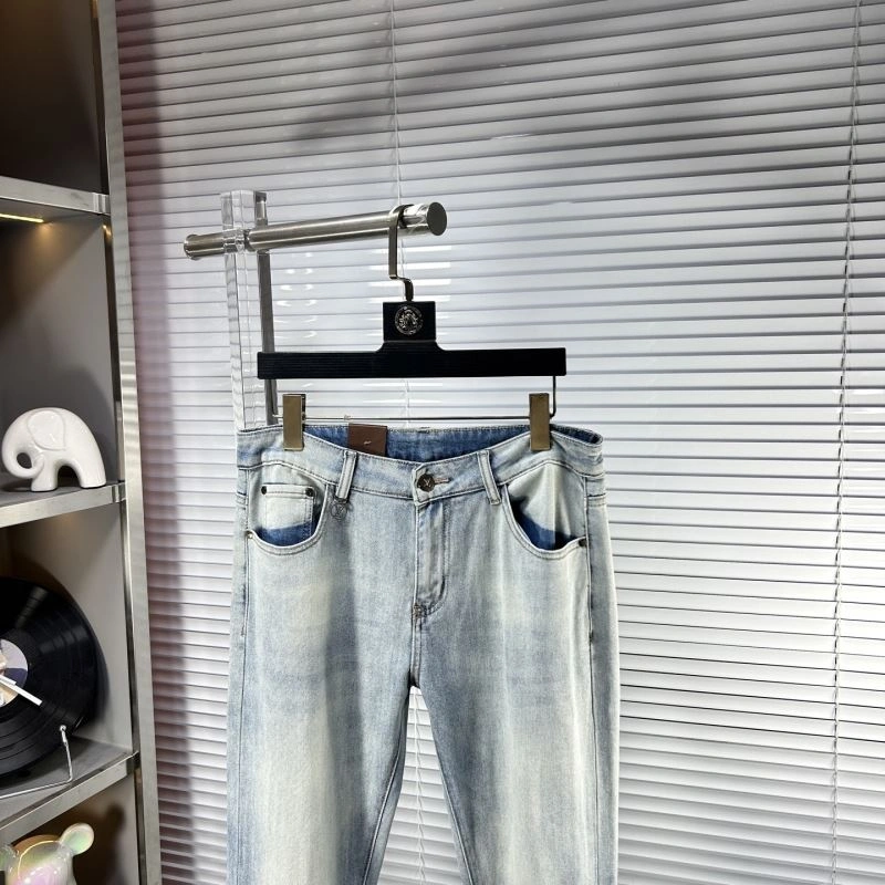 Louis Vuitton Jeans Neat 135045