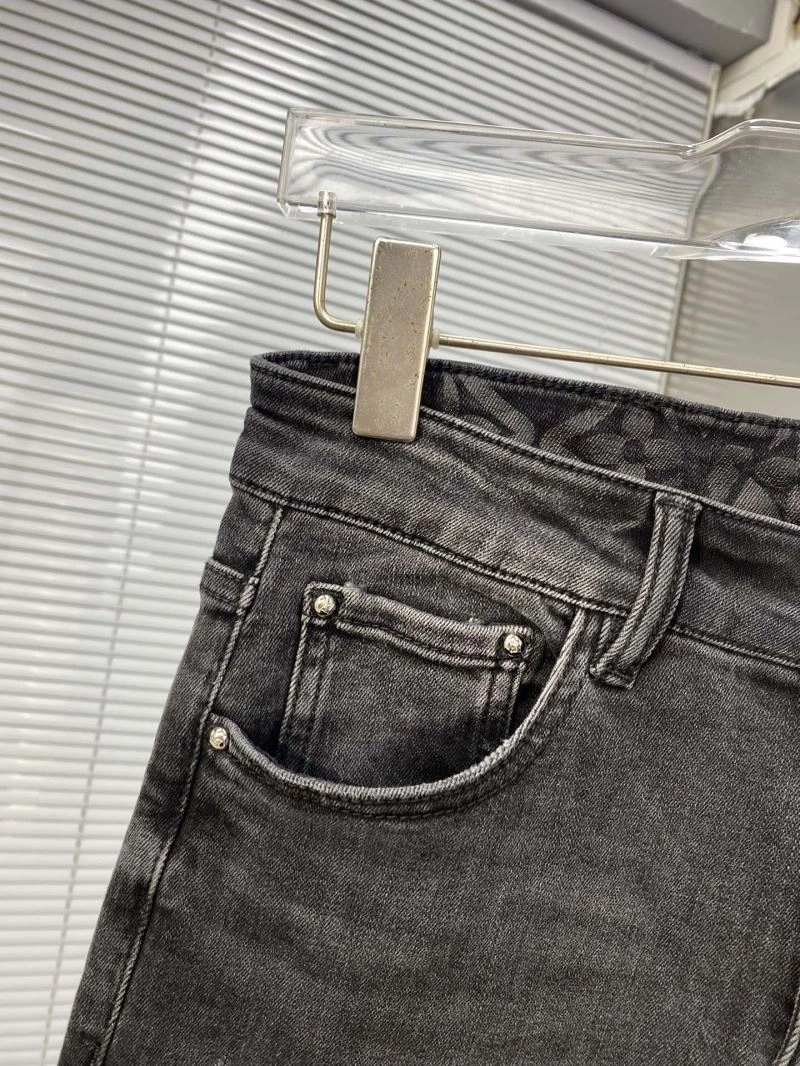 Louis Vuitton Jeans Unisex 135035