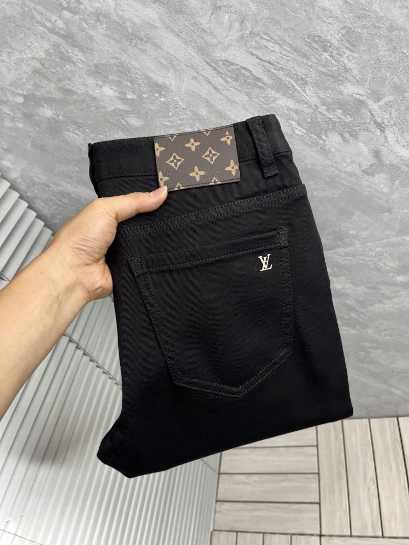 Versatile Louis Vuitton Jeans 135030