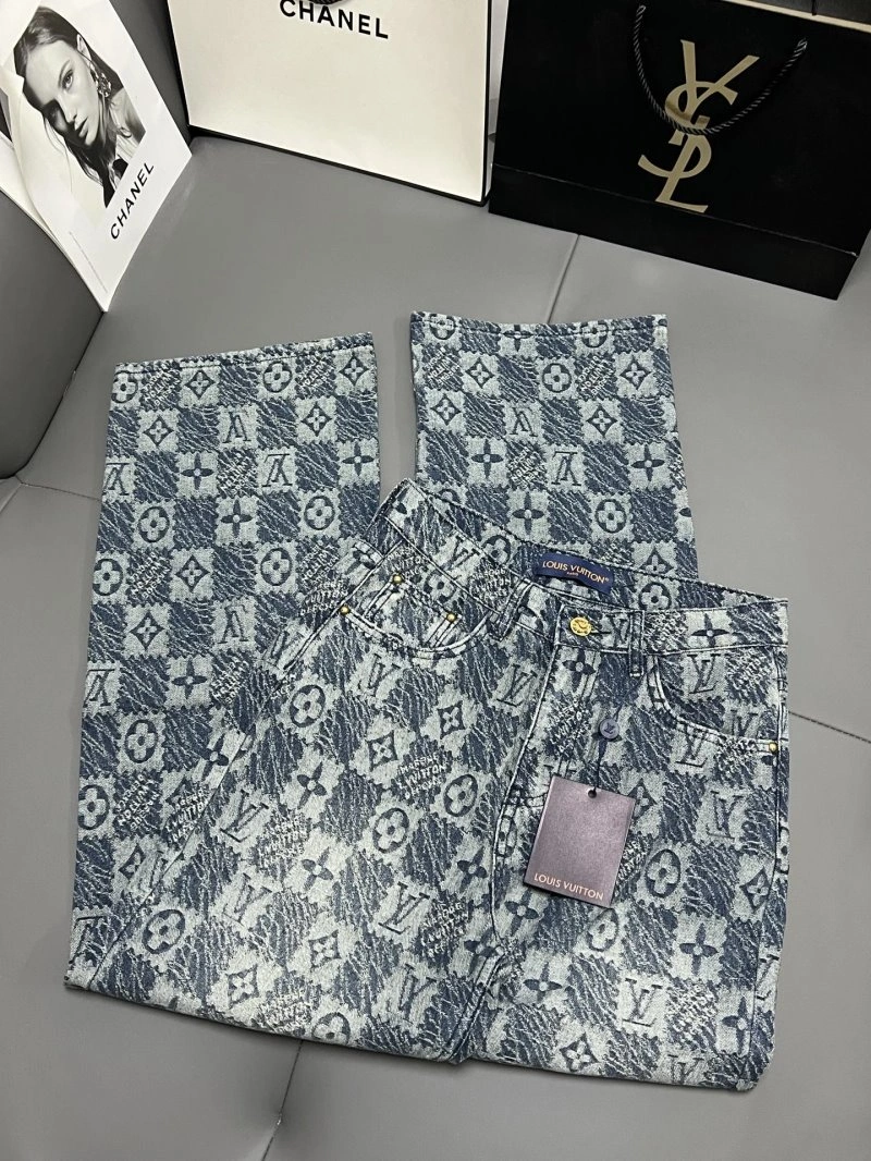 MultiPurpose Louis Vuitton Jeans 131430