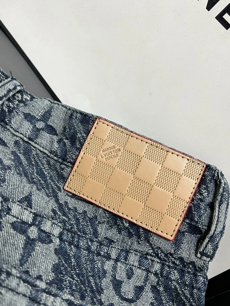 MultiPurpose Louis Vuitton Jeans 131430