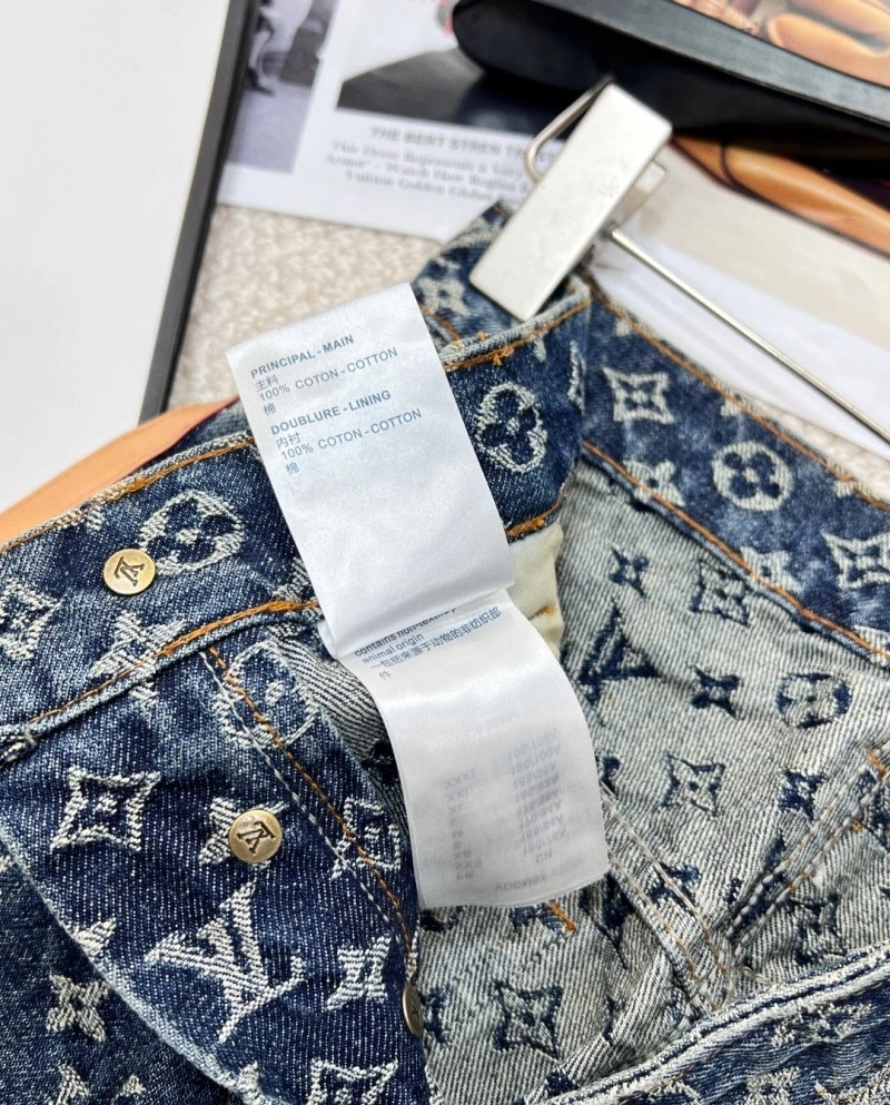 TopPick Louis Vuitton Jeans 131267