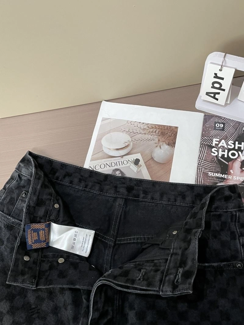 ComfortFit Louis Vuitton Jeans 134100