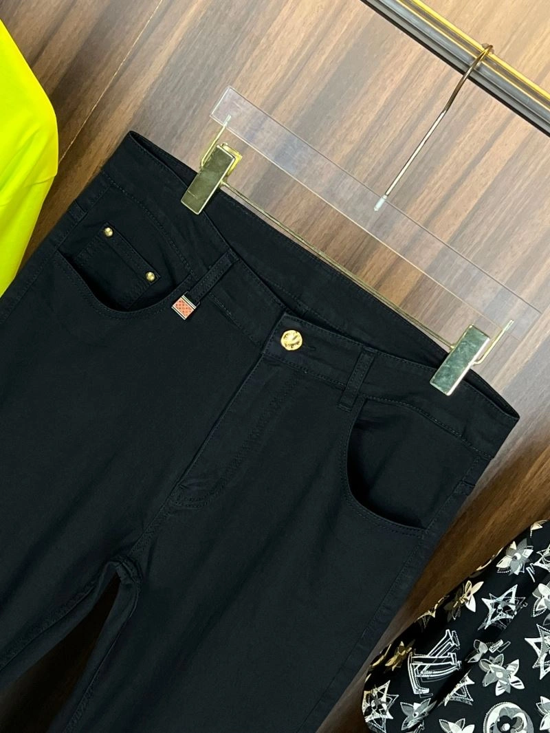Louis Vuitton Jeans Versatile 134114