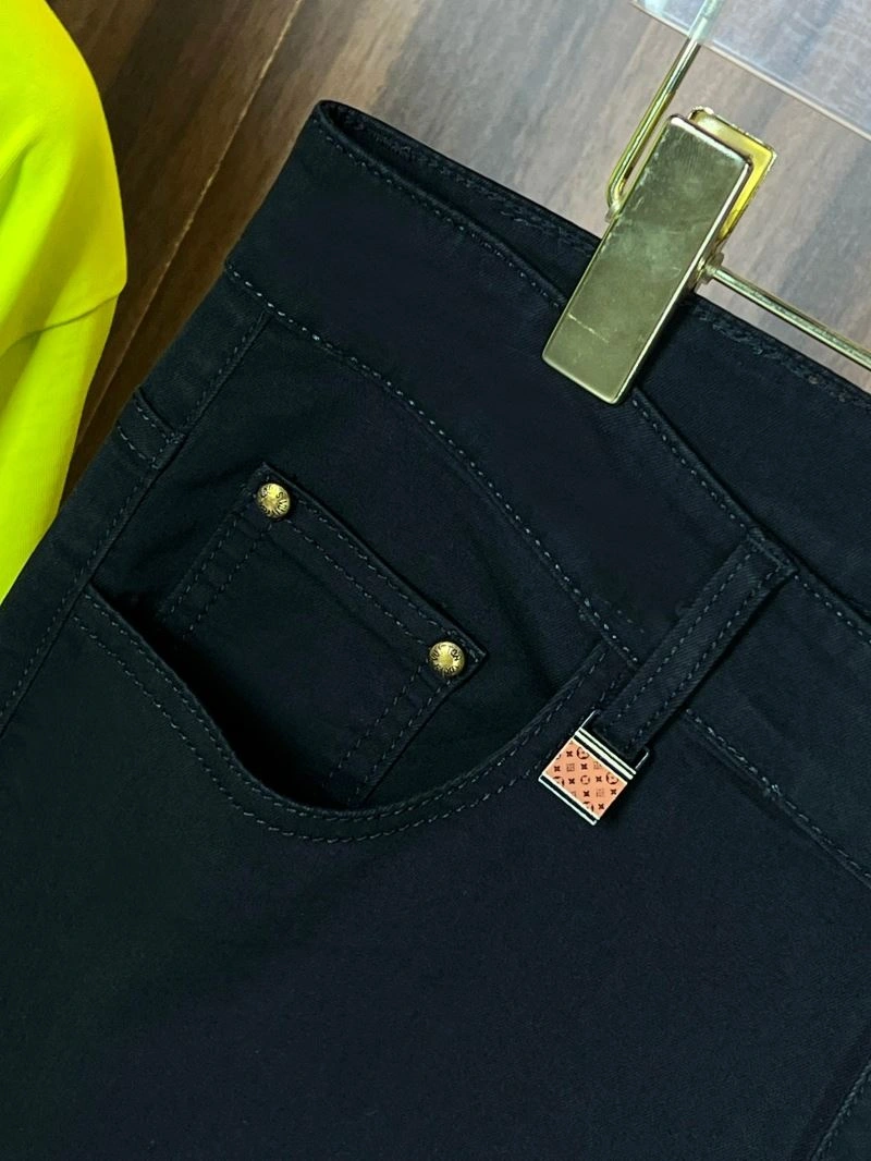 Louis Vuitton Jeans Versatile 134114