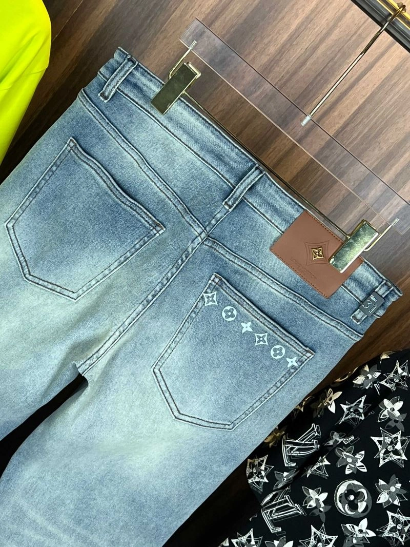 Louis Vuitton Jeans Affordable 134110