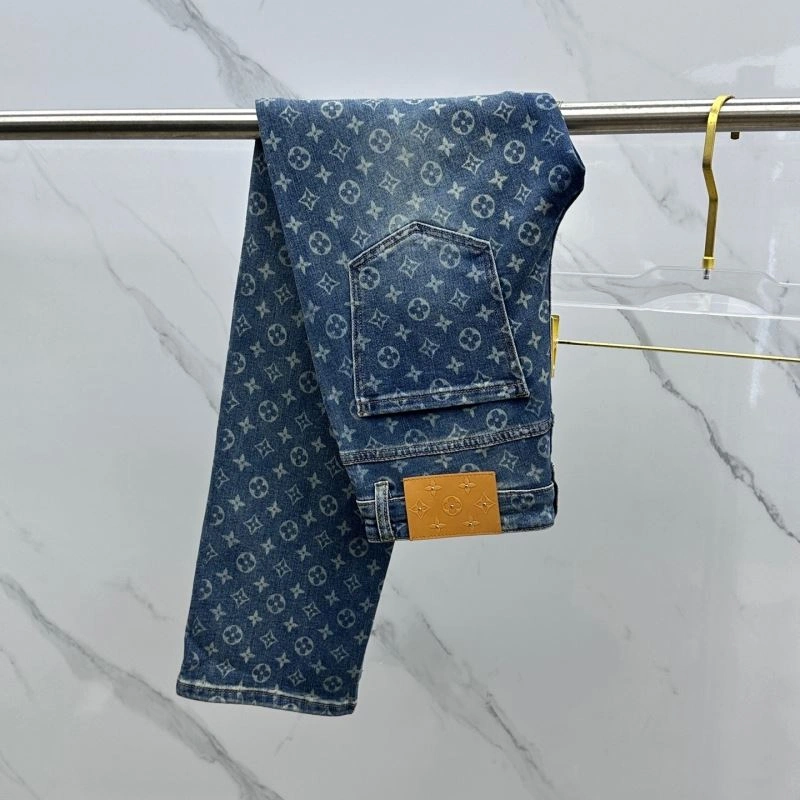 Functional Louis Vuitton Jeans 134095