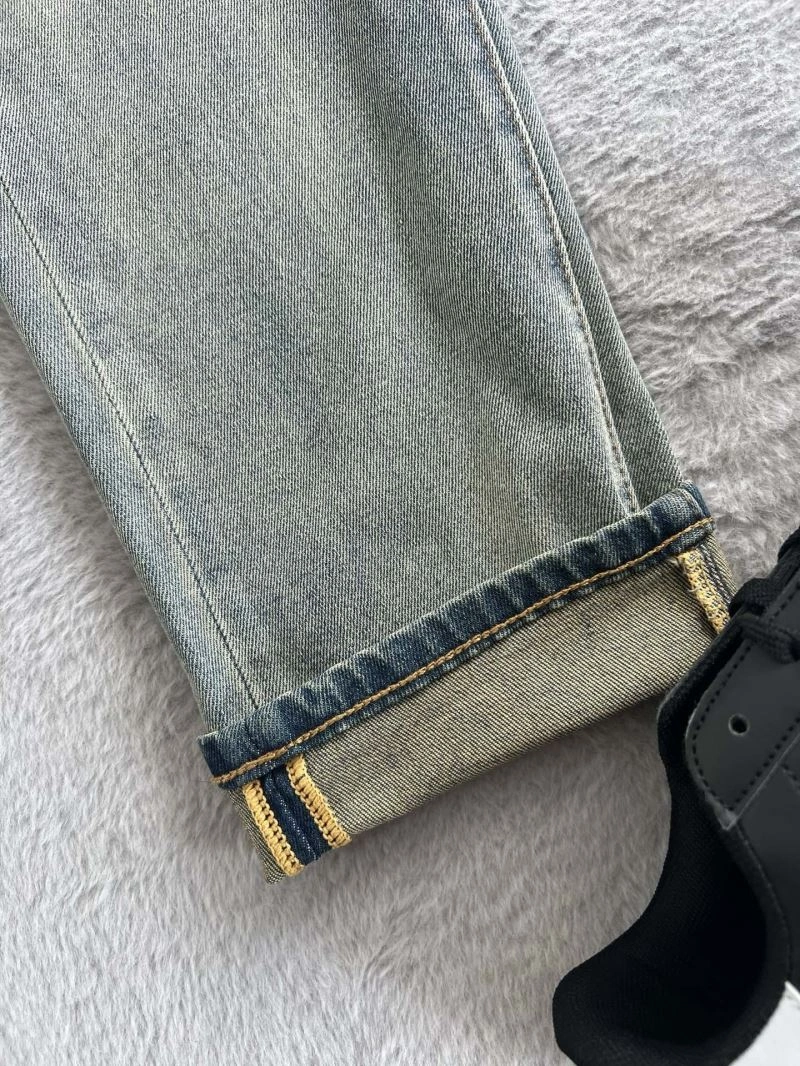 Louis Vuitton Jeans Compact 134108