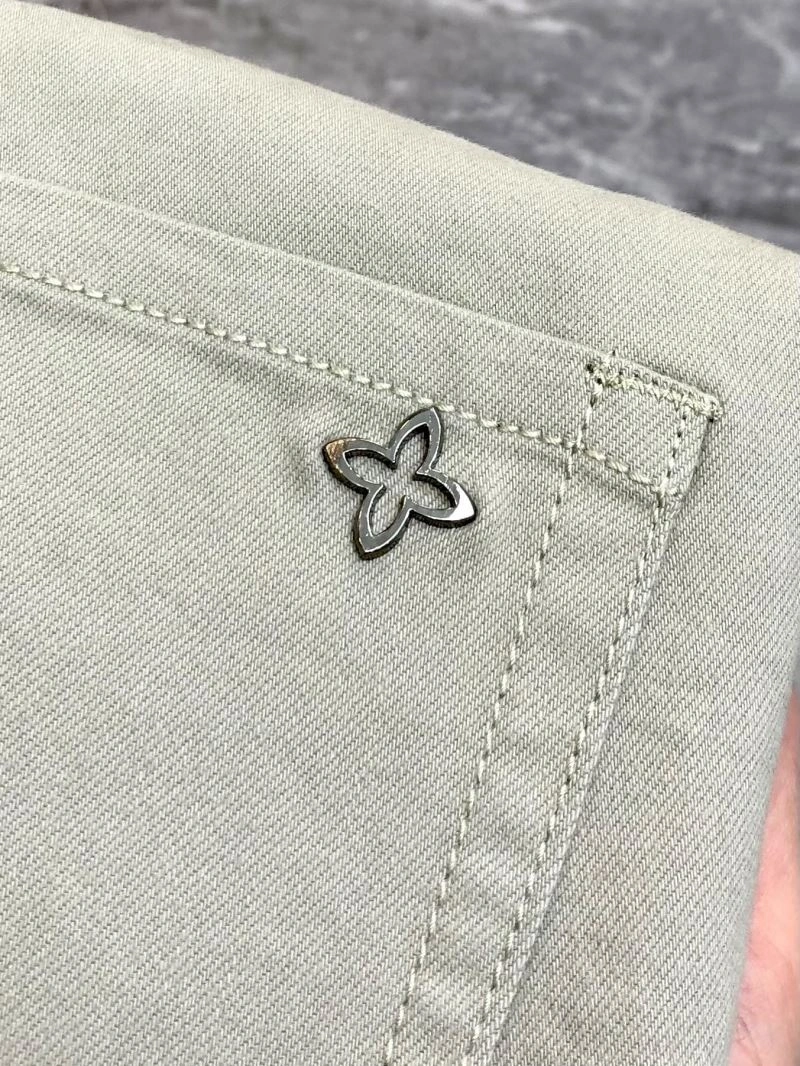 TopPick Louis Vuitton Jeans 134104