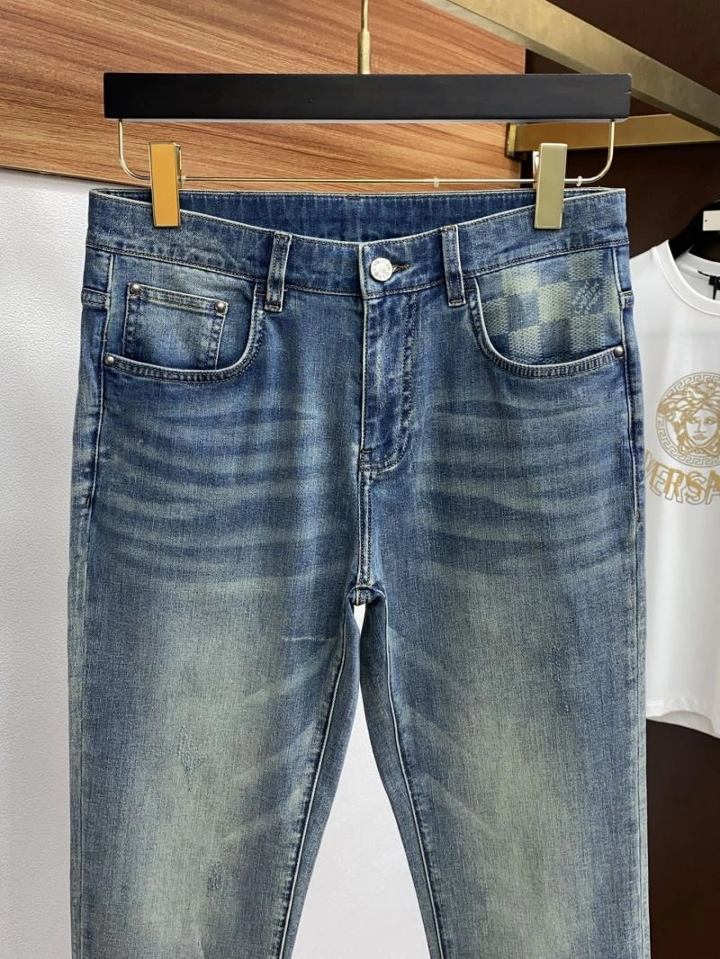 HighQuality Louis Vuitton Jeans 134097