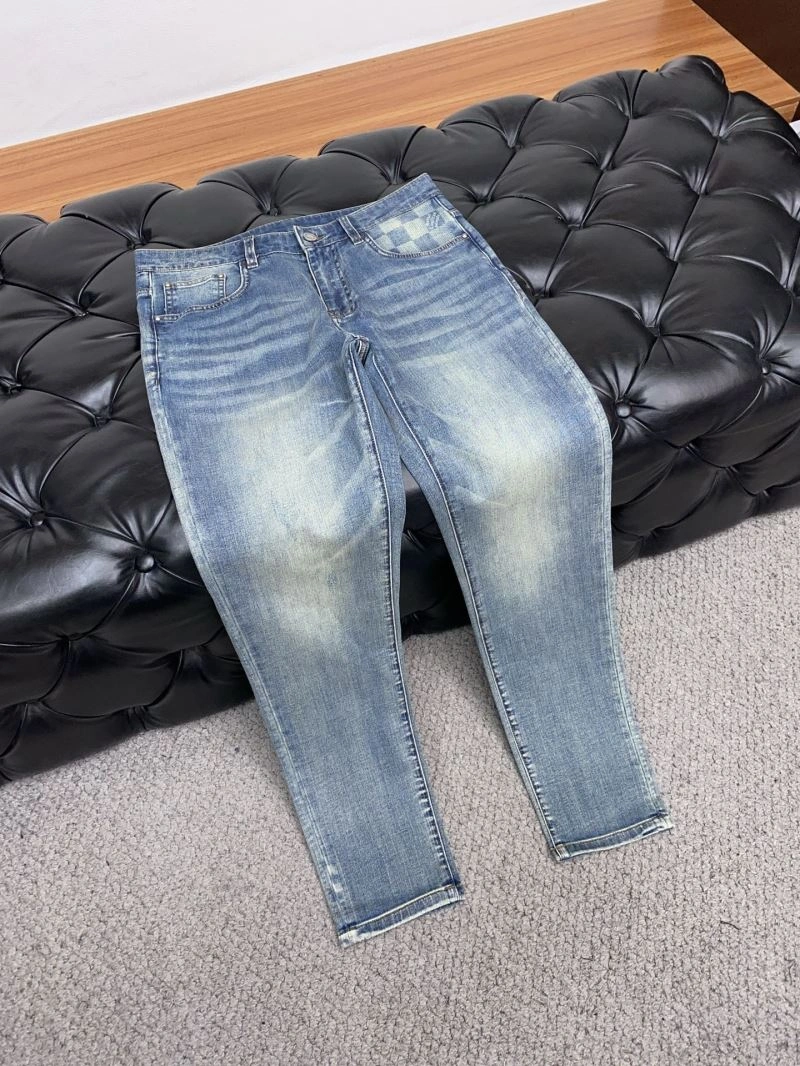 HighQuality Louis Vuitton Jeans 134097