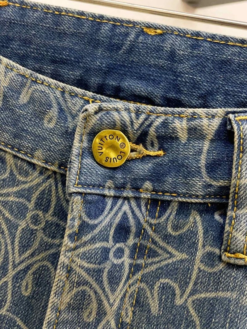 Casual Louis Vuitton Jeans 134096