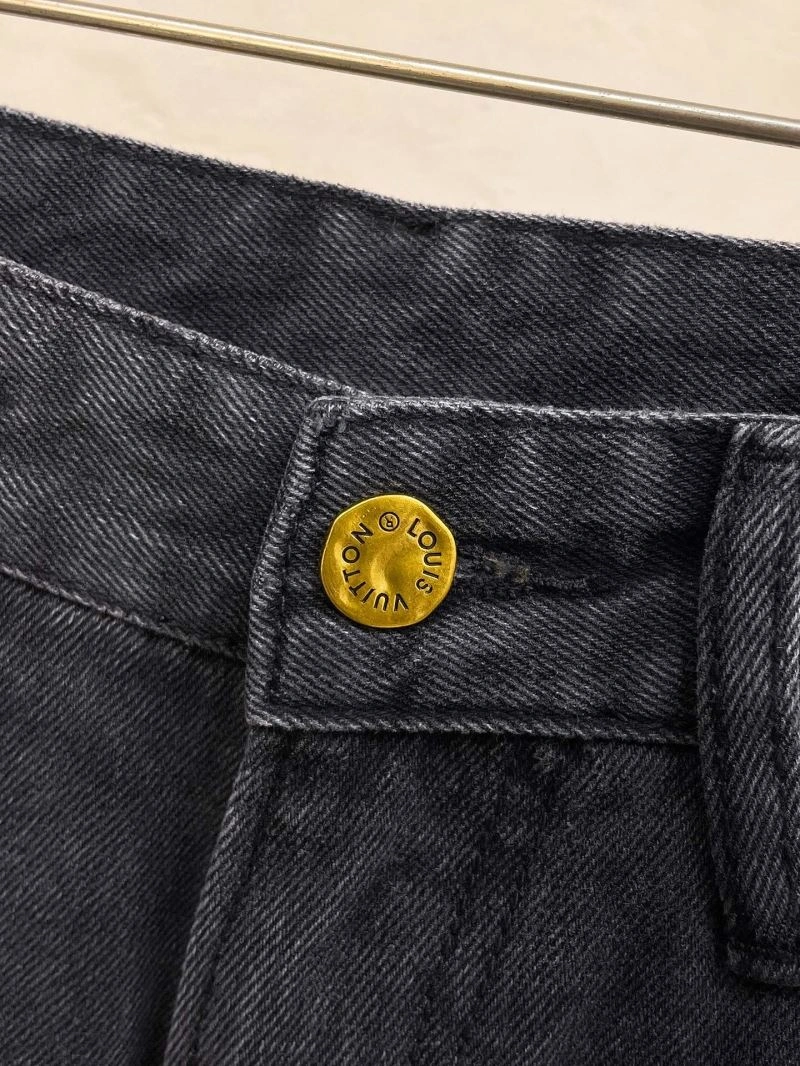 Sophisticated Louis Vuitton Jeans 134094