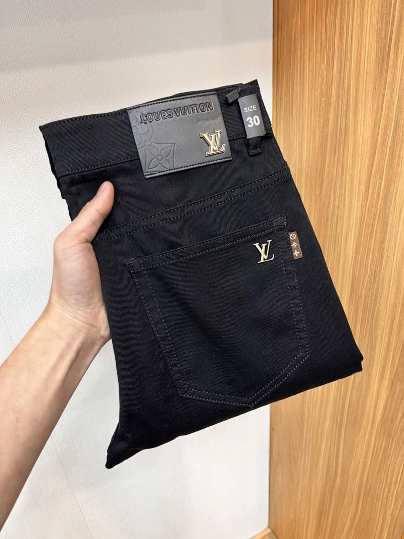 Effortless Louis Vuitton Jeans 134084