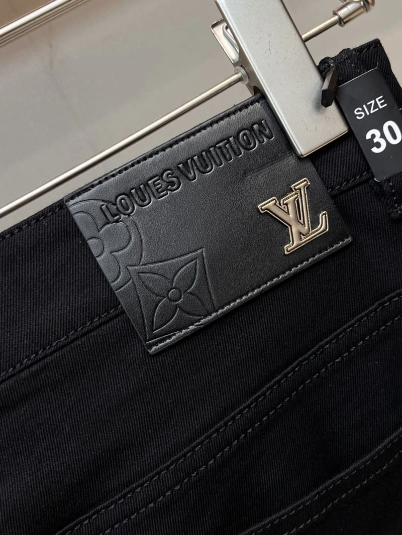 Effortless Louis Vuitton Jeans 134084
