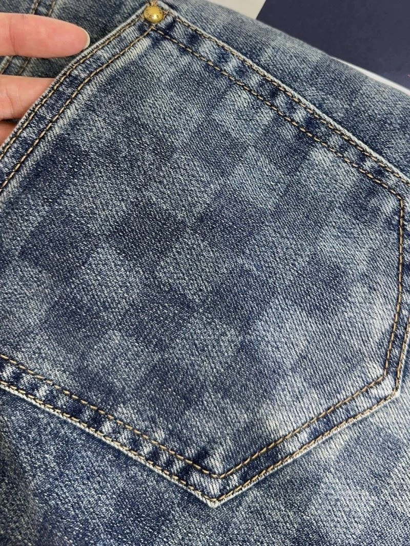 MoistureWicking Louis Vuitton Jeans 134080