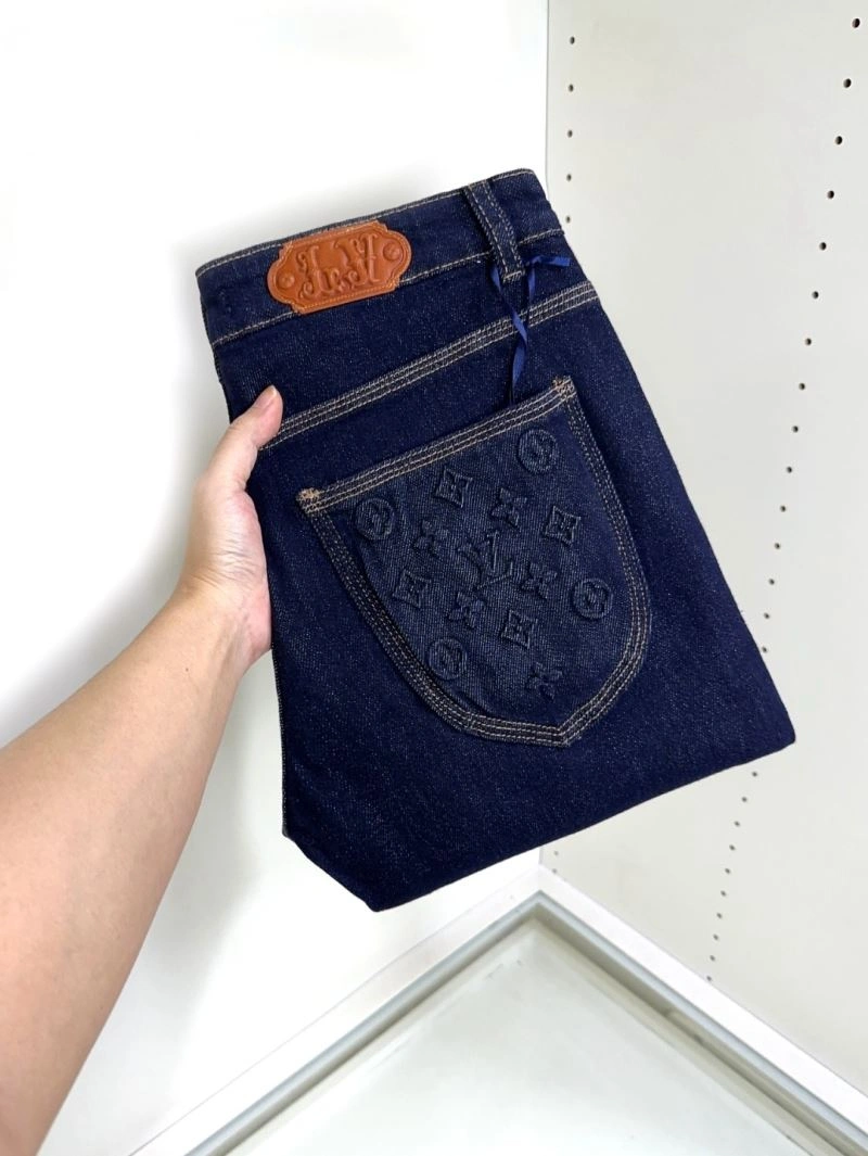 Classic Louis Vuitton Jeans 134079