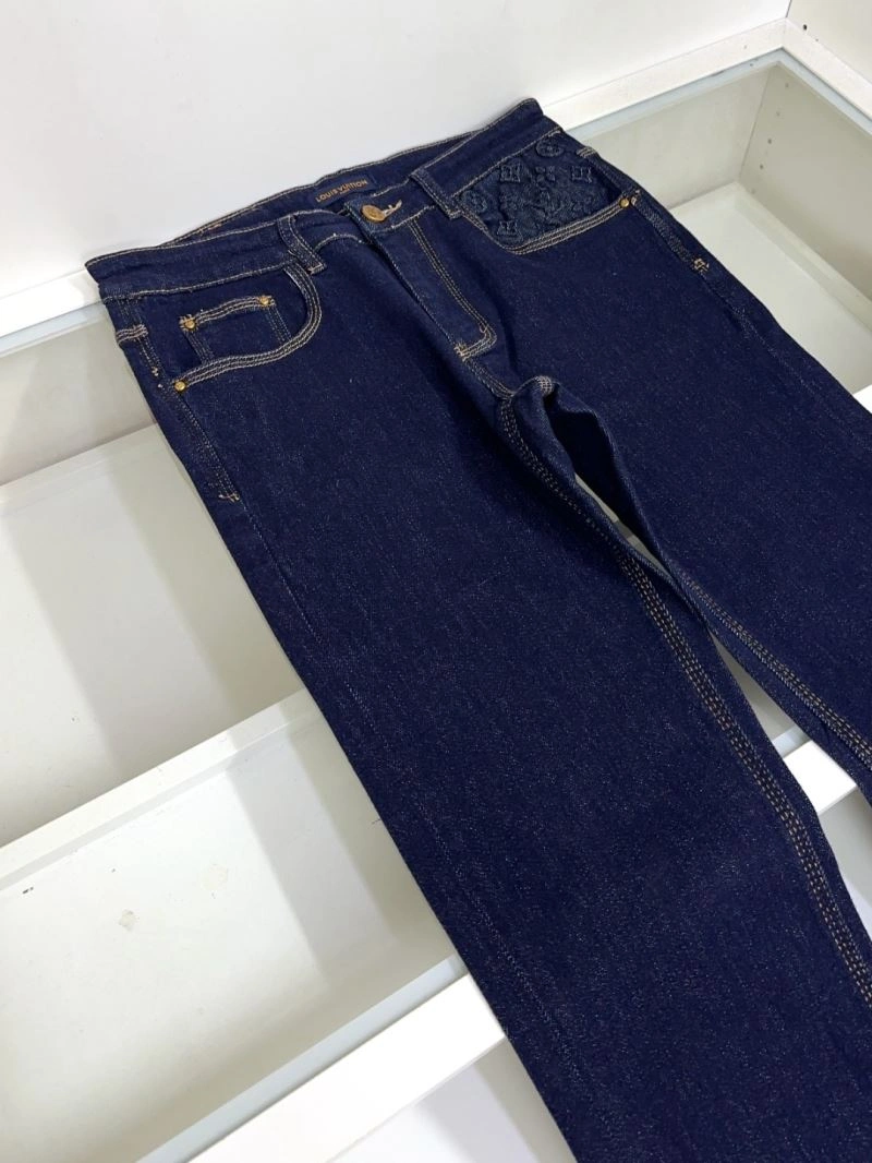 Classic Louis Vuitton Jeans 134079