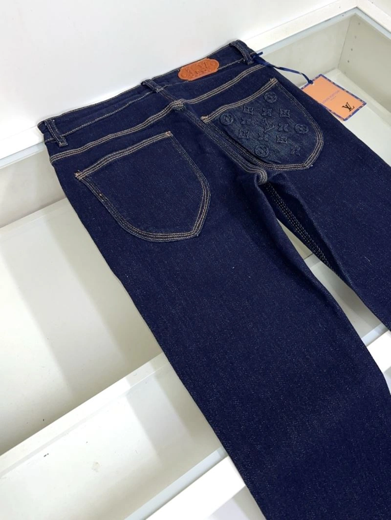 Classic Louis Vuitton Jeans 134079