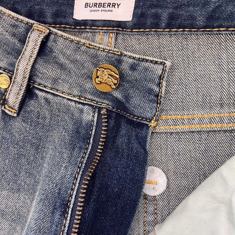 Unisex Louis Vuitton Jeans 134085