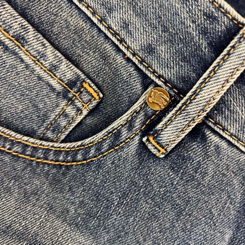 Unisex Louis Vuitton Jeans 134085
