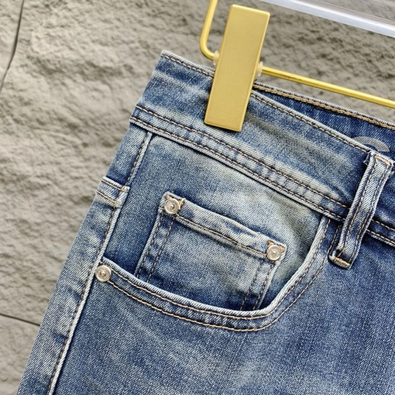 Neat Louis Vuitton Jeans 134053
